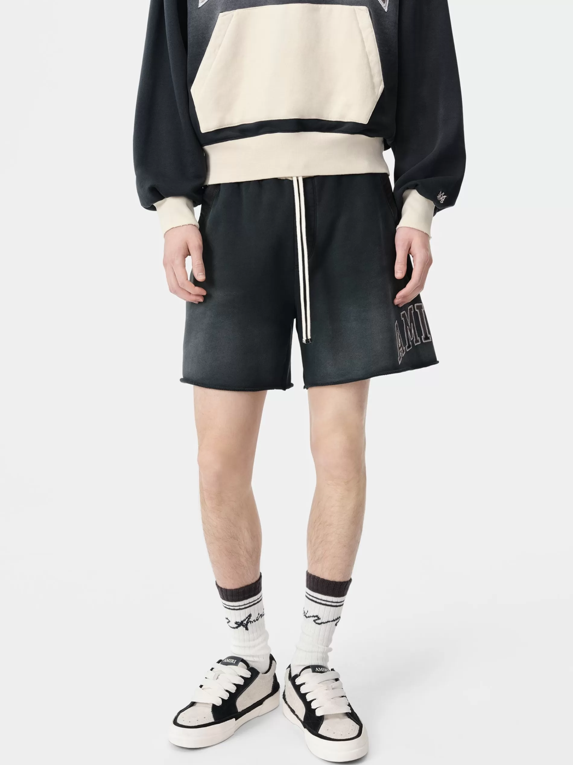 AMIRI Shorts & Sweatpants> VINTAGE COLLEGIATE SHORT BLACK